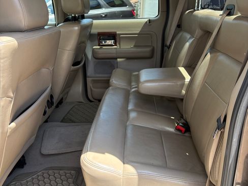 Used 2005 Ford F150 Lariat RWD image 11