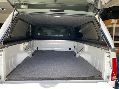 Used 2005 Ford F250 XLT image 16