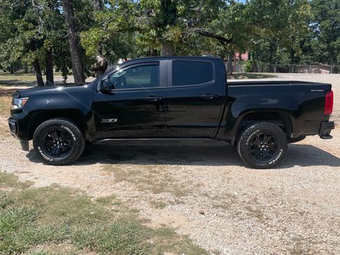 Used 2022 Chevrolet Colorado Z71 w/ Z71 Midnight Edition AWD/4WD image 1