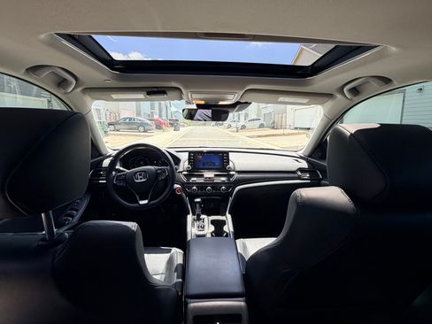 Used 2018 Honda Accord EX-L image 6