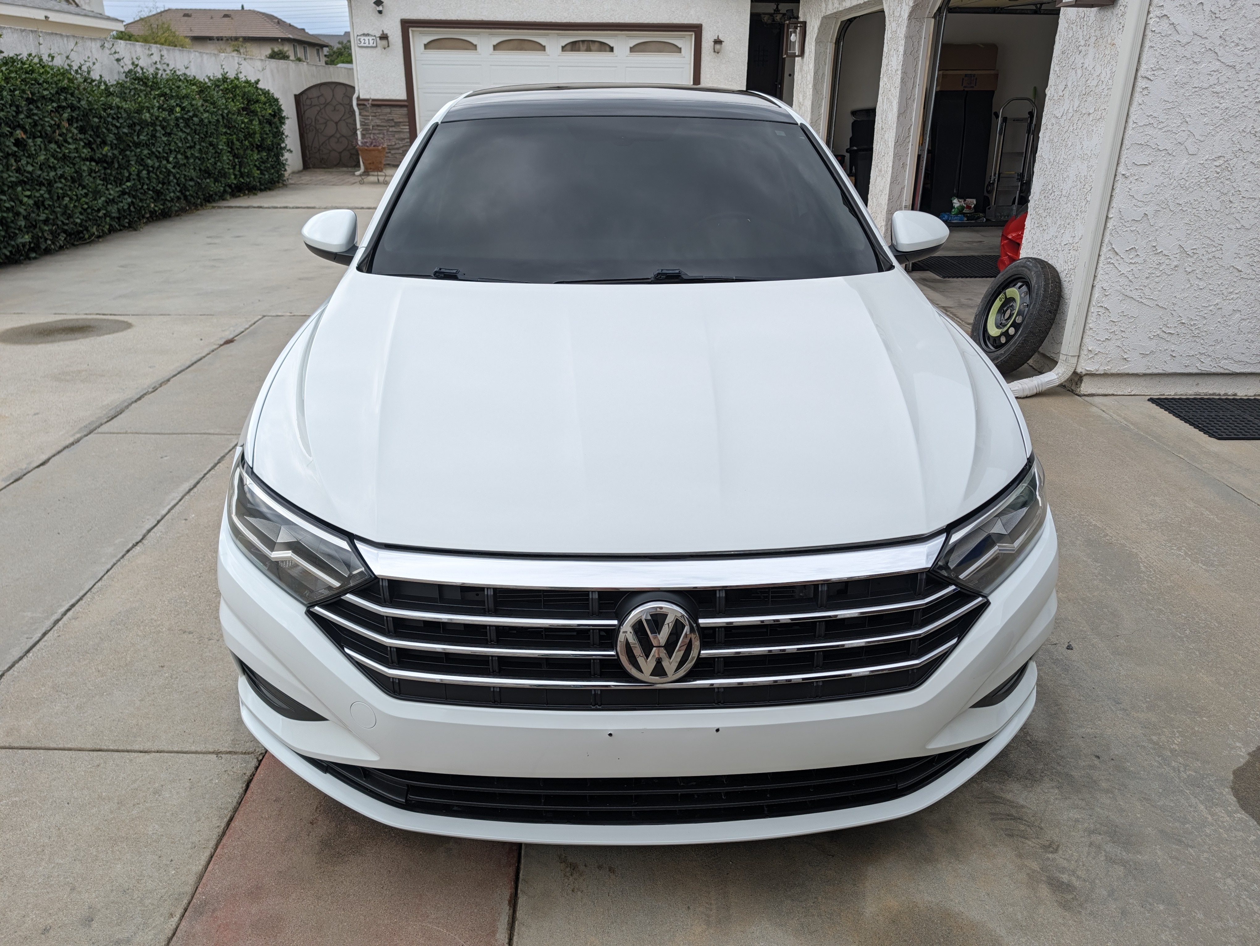 Used 2019 Volkswagen Jetta SE FWD image 2
