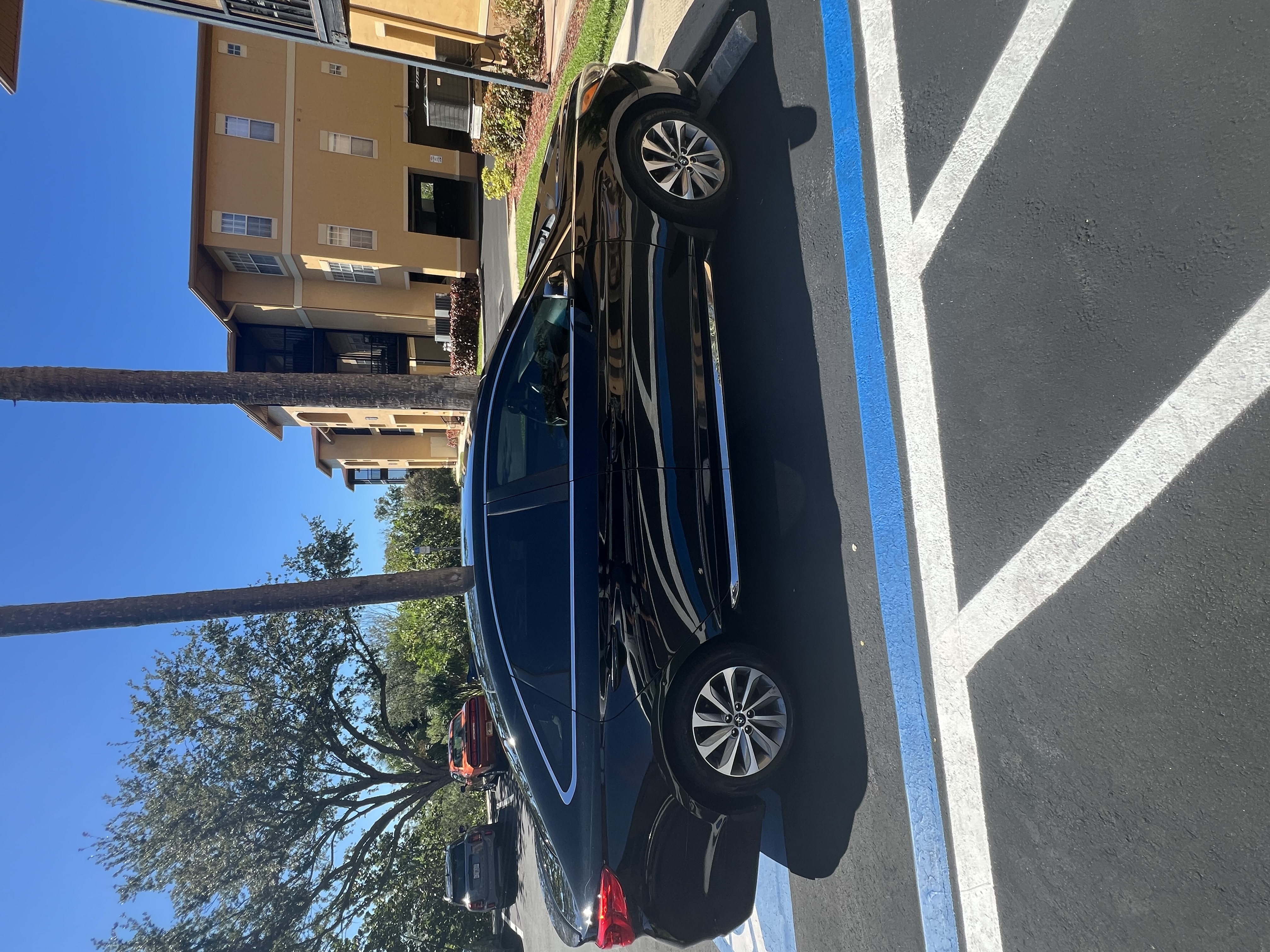 Used 2017 Hyundai Sonata Sport FWD image 2