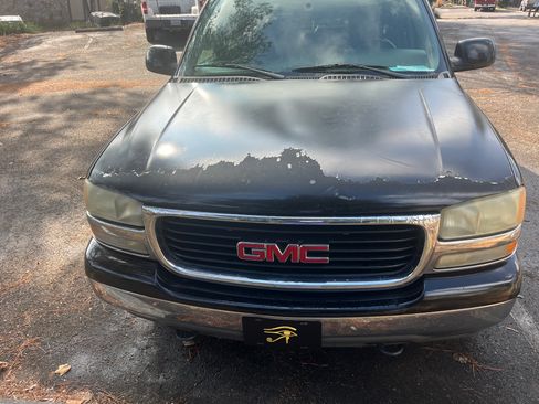 Used 2004 GMC Yukon XL SLT w/ Preferred Equipment Group image 5