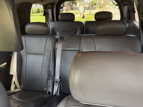 Used 2004 Chevrolet TrailBlazer 2WD w/ LT Preferred Equipment Group image 9