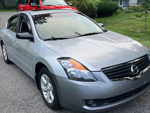Used 2009 Nissan Altima 2.5 SL w/ SL Pkg image 8