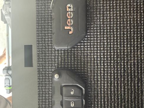 Used 2022 Jeep Wrangler Unlimited Sahara w/ LED Lighting Group image 15