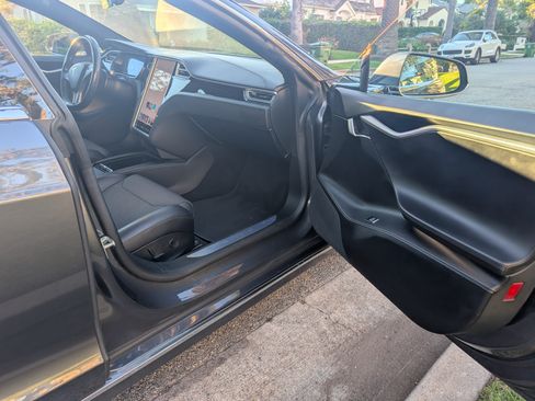 Used 2017 Tesla Model S 75D image 20