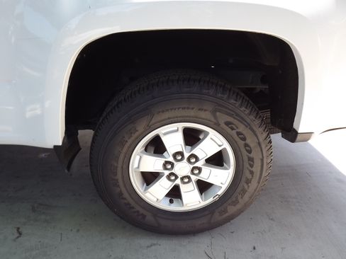 Used 2017 Chevrolet Colorado W/T w/ WT Convenience Package RWD image 22