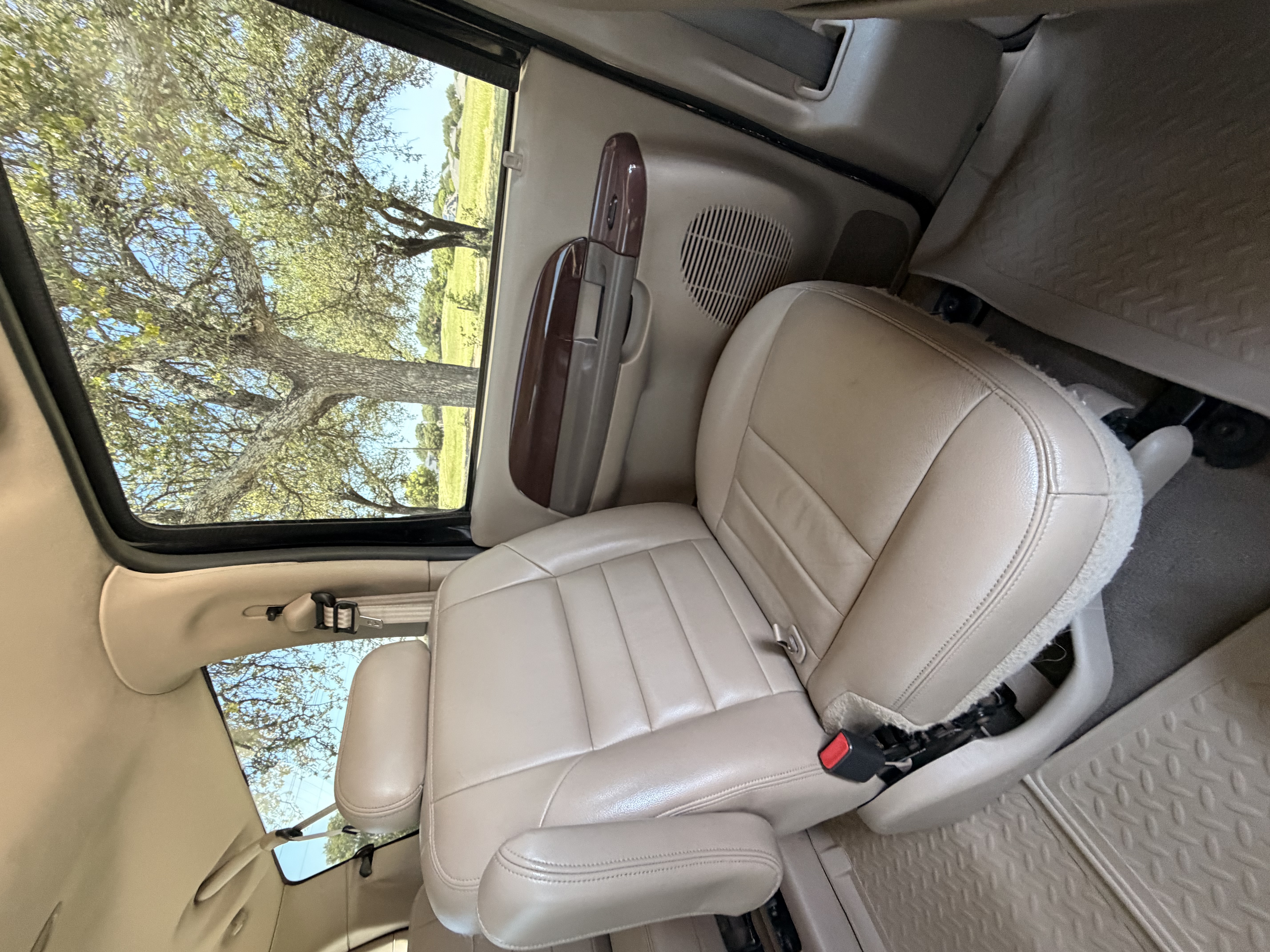 Used 2004 Ford Excursion Limited AWD/4WD image 16