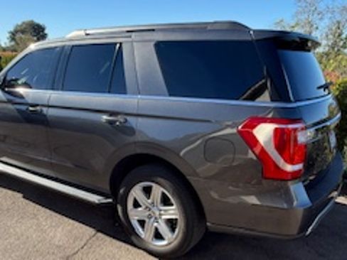 Used 2020 Ford Expedition XLT w/ Equipment Group 202A image 8