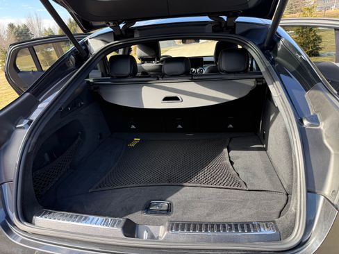 Used 2022 Mercedes-Benz GLC 300 4MATIC Coupe image 28