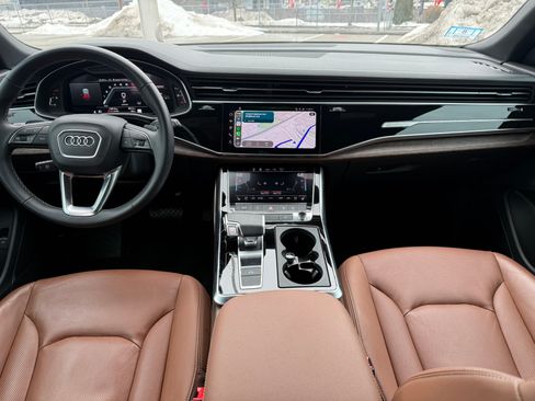 Used 2024 Audi Q8 Premium Plus w/ Premium Plus Package image 20