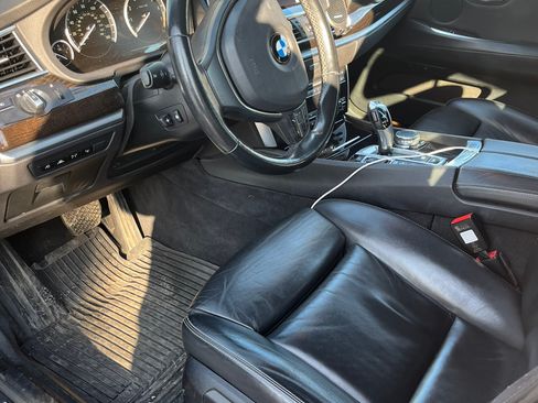 Used 2015 BMW 535i Gran Turismo xDrive image 11