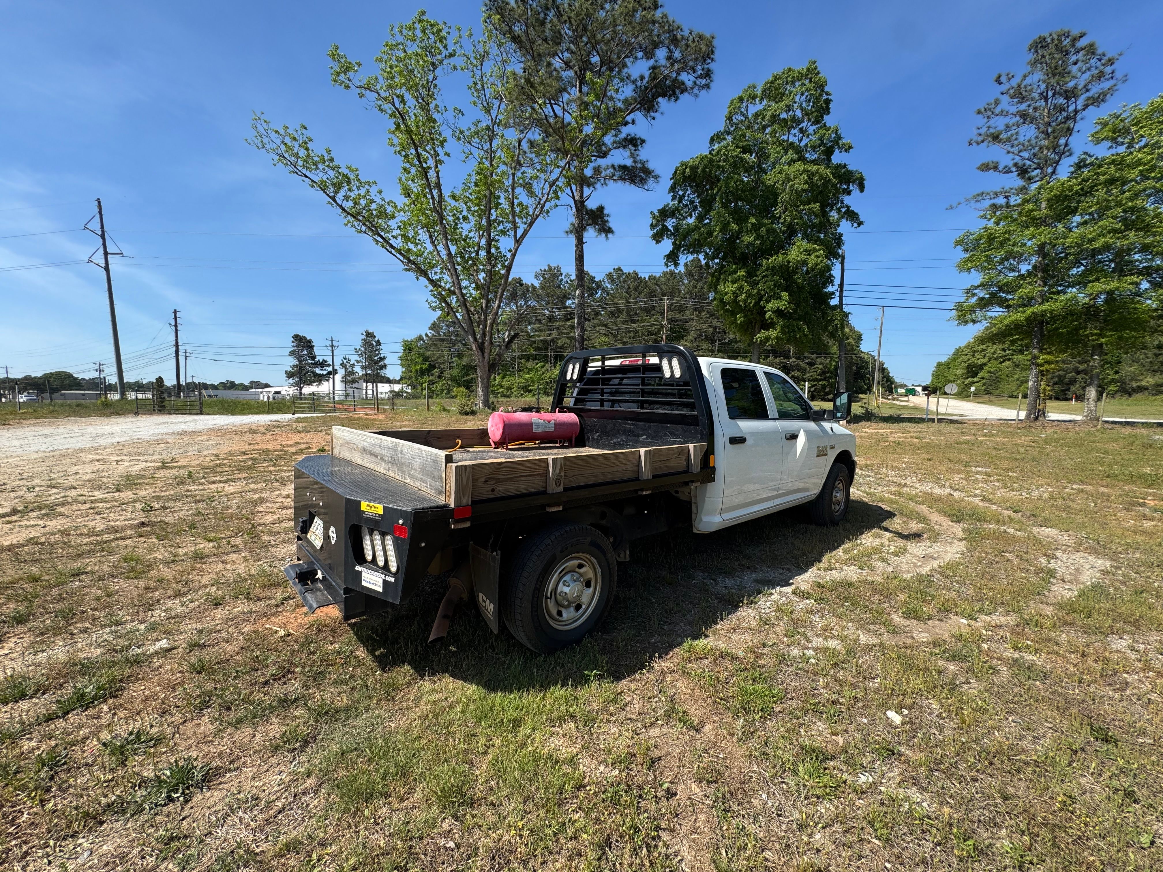 Used 2017 RAM 2500 Tradesman w/ Popular Equipment Group RWD image 5