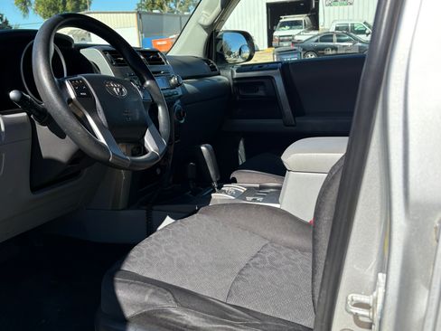 Used 2011 Toyota 4Runner Trail image 8