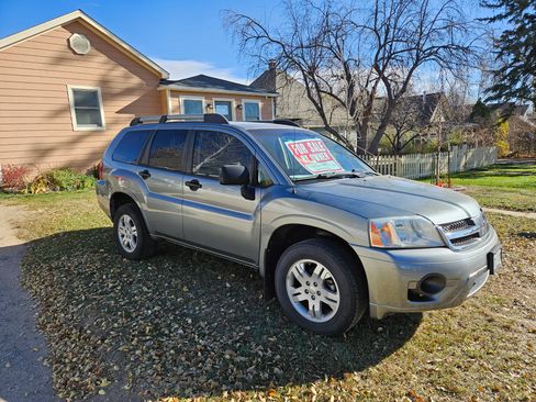 Used 2008 Mitsubishi Endeavor LS image 1
