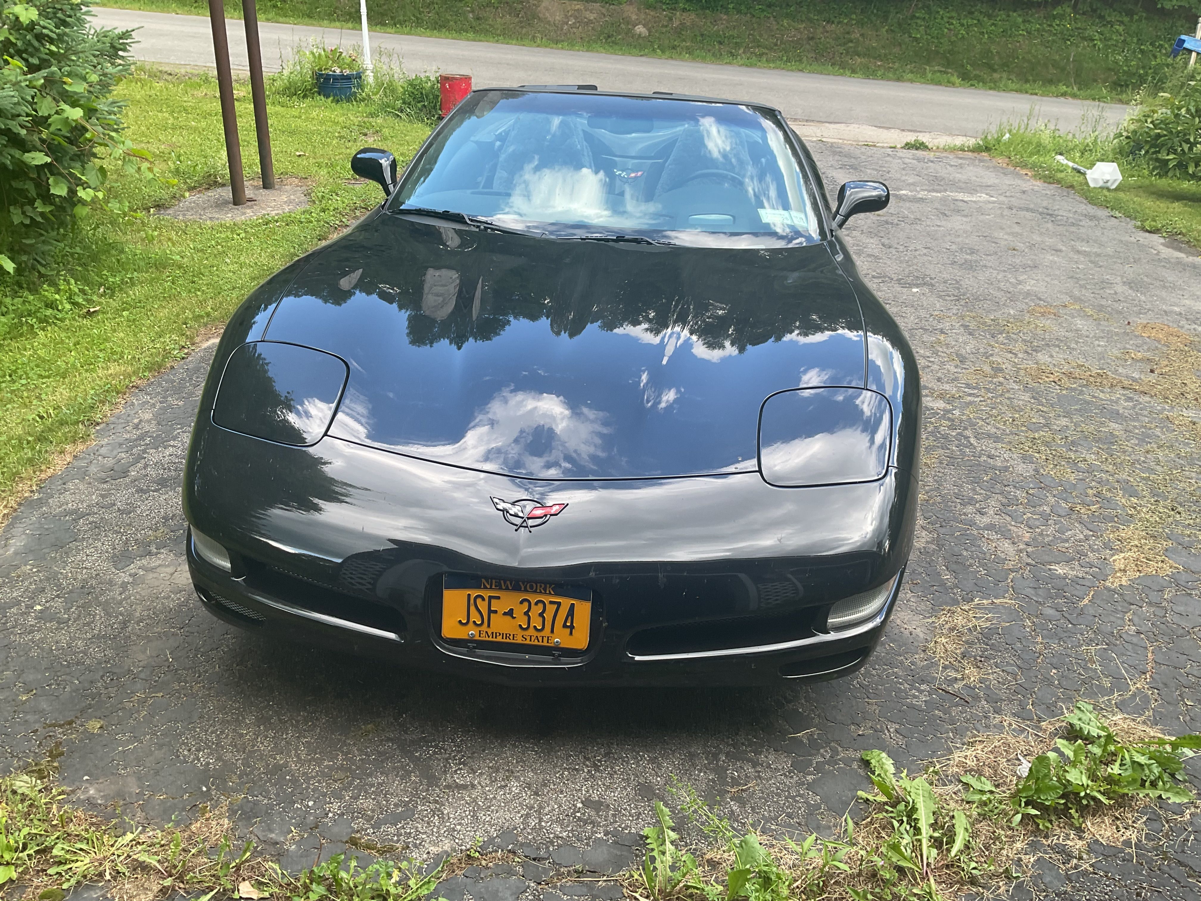 Used 2004 Chevrolet Corvette Convertible w/ Preferred Equipment Group RWD image 1