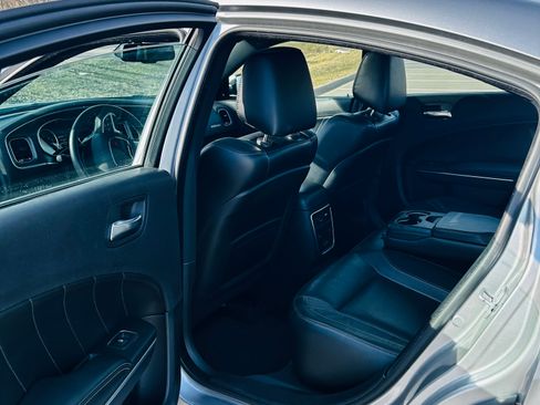 Used 2015 Dodge Charger SXT w/ AWD Plus Group image 24