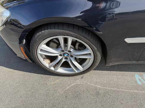 Used 2014 BMW 750i 750i Sedan 4D image 2