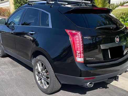 Used 2016 Cadillac SRX Performance w/ Midnight Edition Package AWD/4WD image 4