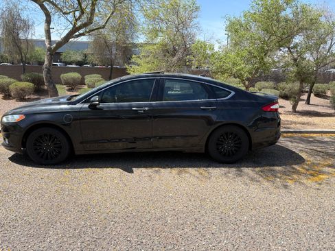 Used 2014 Ford Fusion Energi Titanium w/ Driver Assist Package FWD image 7