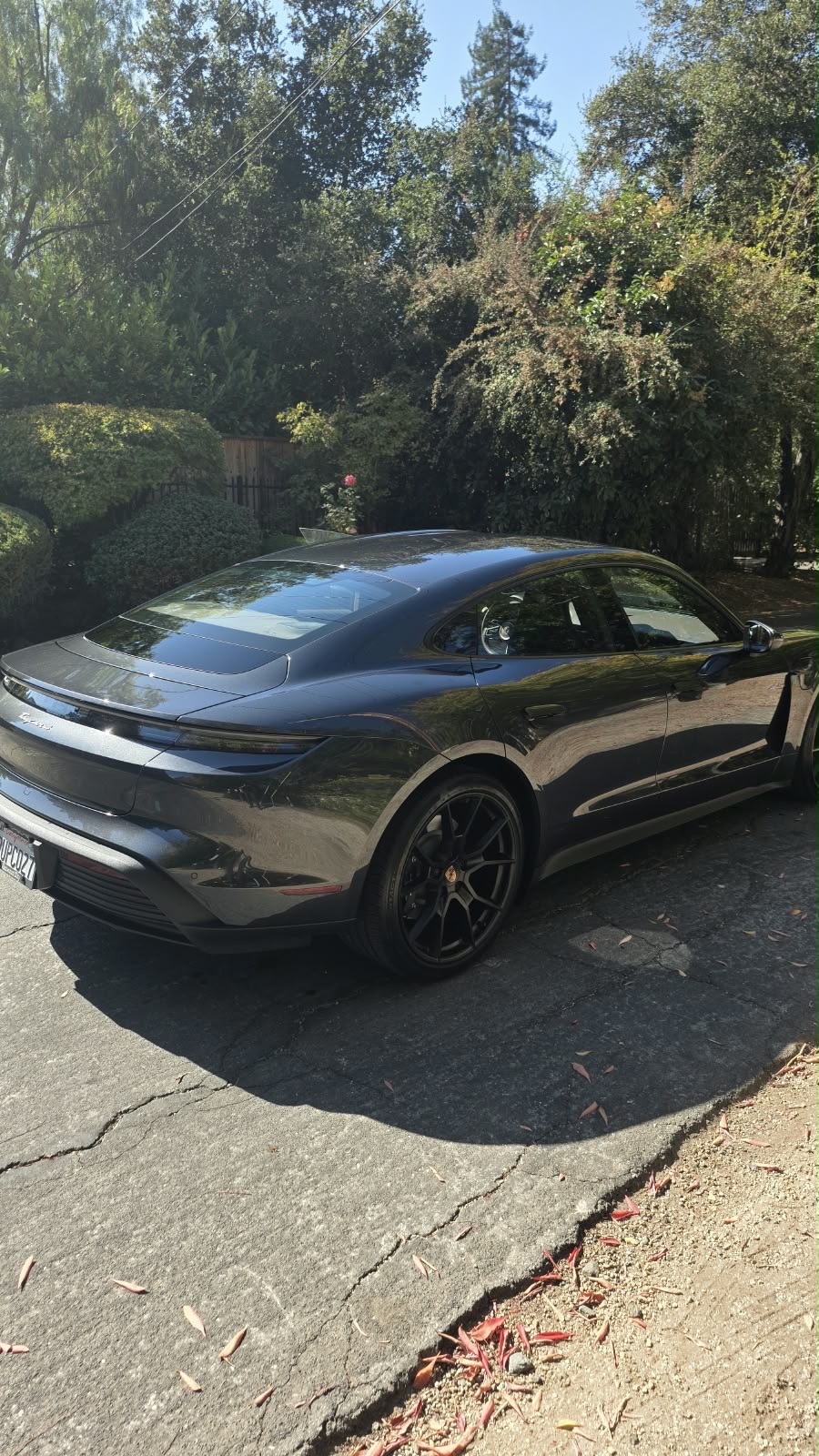 Used 2025 Porsche Taycan AWD/4WD image 9
