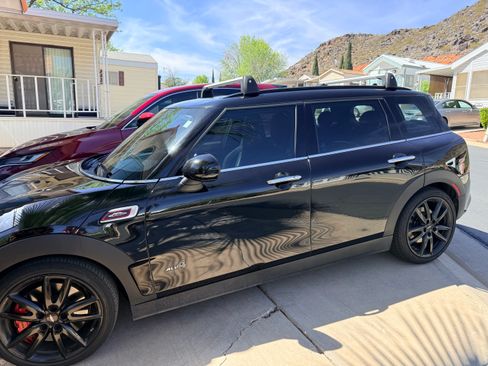 Used 2019 MINI Cooper Clubman John Cooper Works image 1