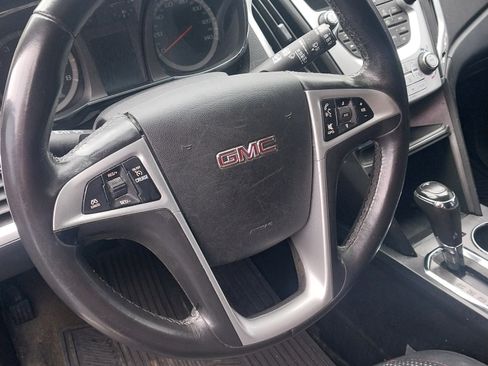 Used 2017 GMC Terrain SLE w/ Convenience Package image 9