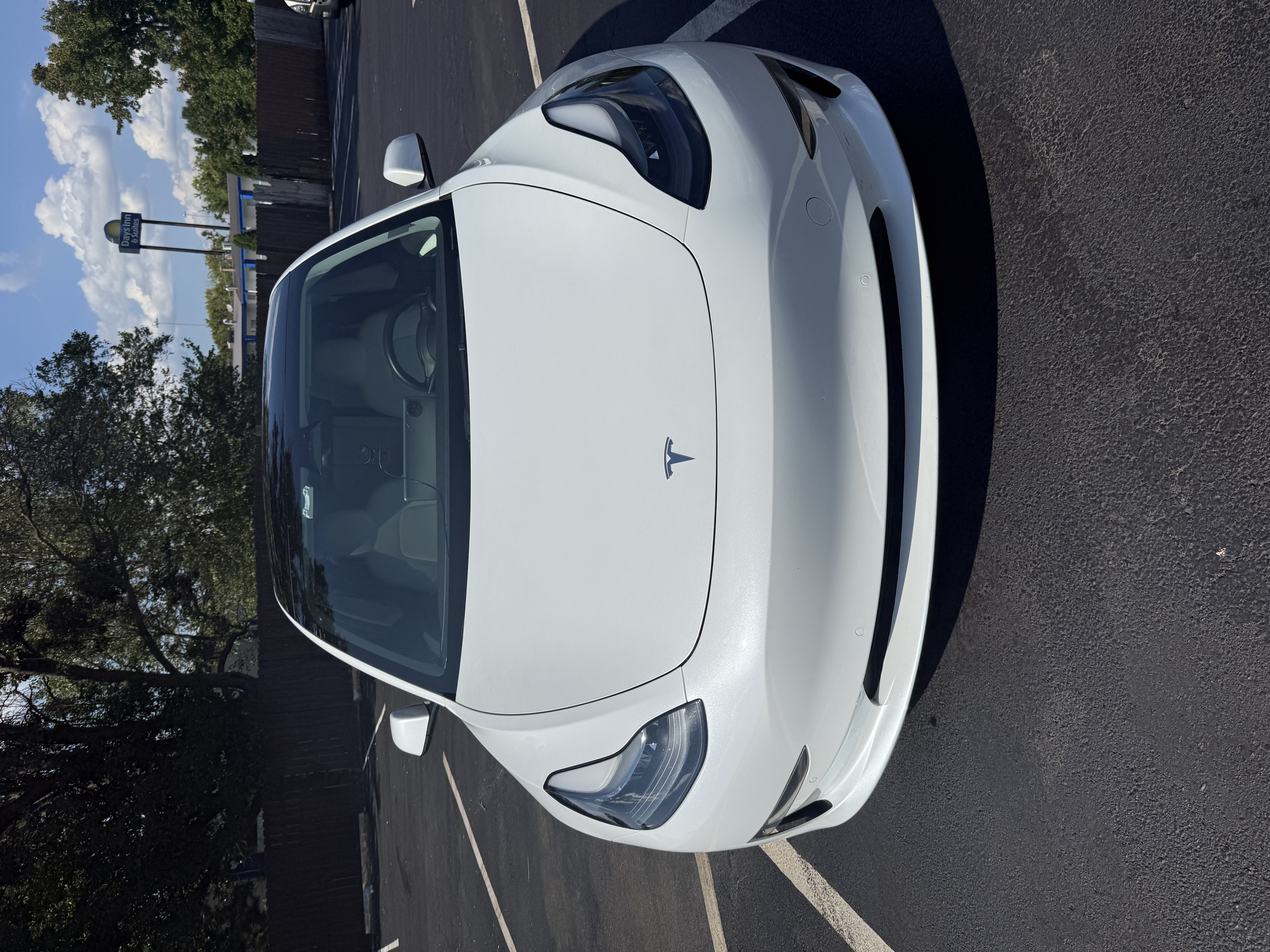 Used 2022 Tesla Model 3 Long Range AWD/4WD image 1