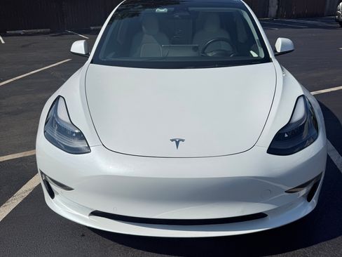Used 2022 Tesla Model 3 Long Range AWD/4WD image 1