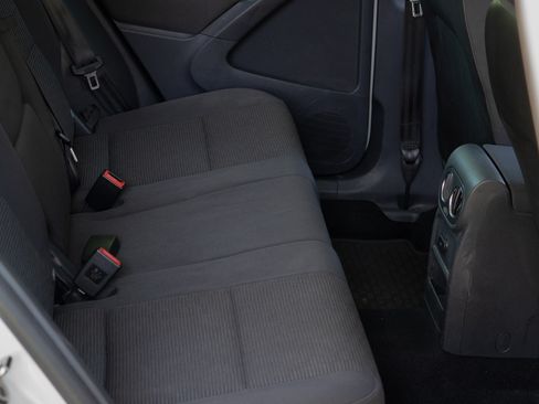 Used 2013 Volkswagen Tiguan S FWD image 13