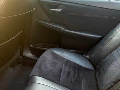 Used 2017 Toyota Camry XSE FWD image 21