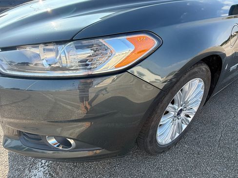 Used 2015 Ford Fusion Energi SE FWD image 12