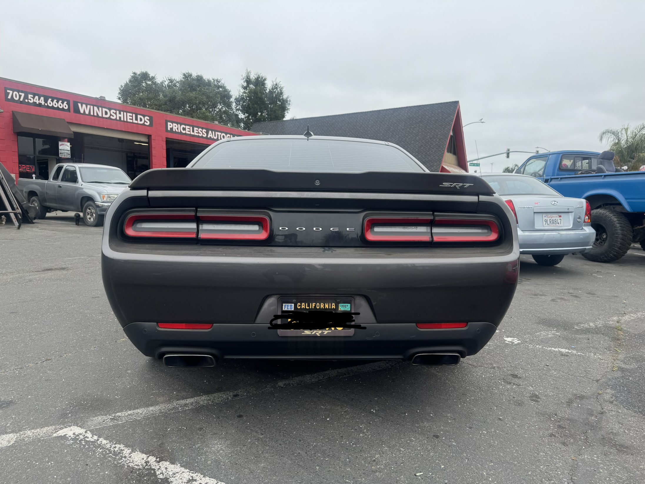 Used 2015 Dodge Challenger SRT w/ Technology Group RWD image 6