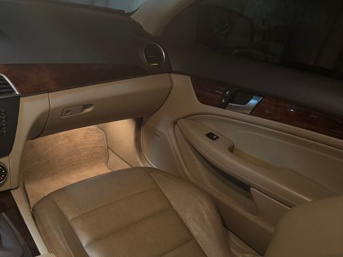 Used 2014 Mercedes-Benz C 250 Coupe image 14