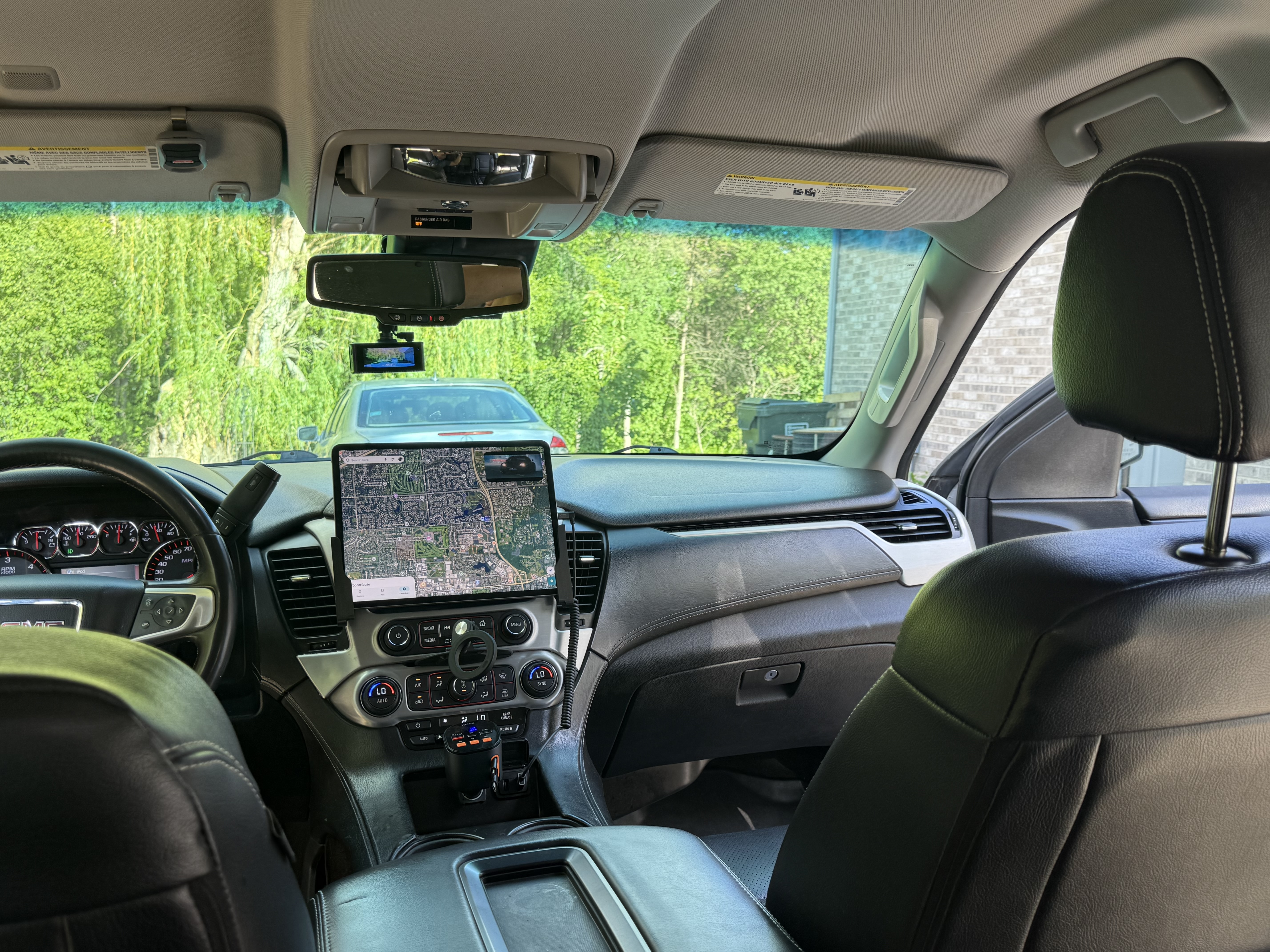 Used 2016 GMC Yukon XL SLE w/ Convenience Package RWD image 9
