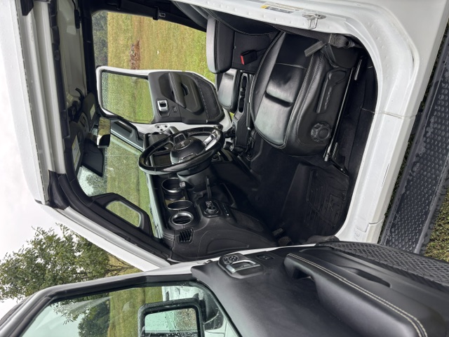 Used 2021 Jeep Wrangler Unlimited Sahara w/ Cold Weather Group AWD/4WD image 5