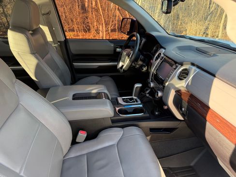 Used 2014 Toyota Tundra Limited image 5