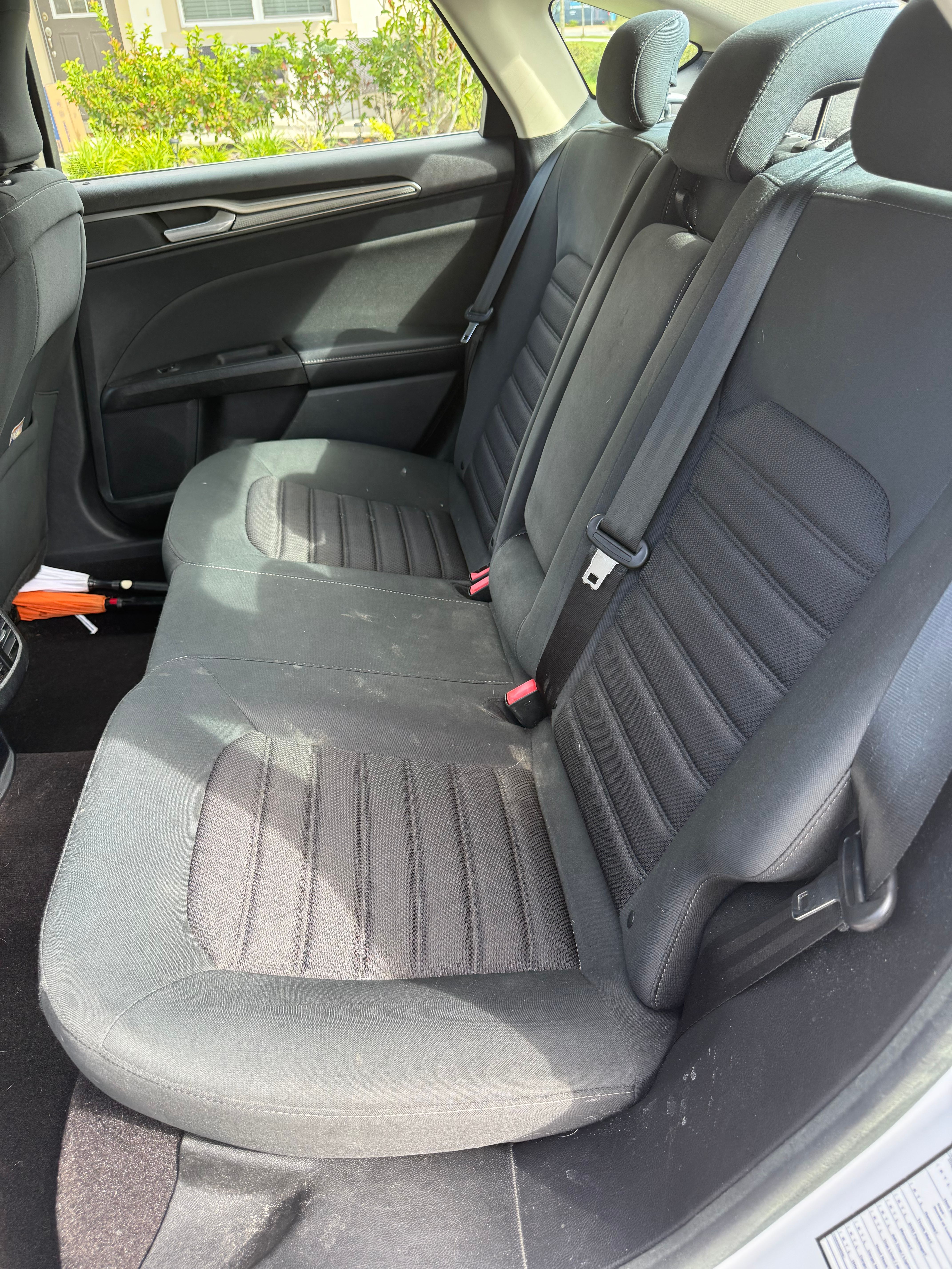 Used 2019 Ford Fusion SE FWD image 11