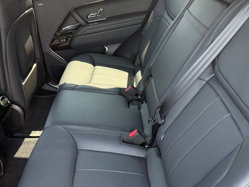 Used 2025 Land Rover Range Rover Sport Dynamic SE AWD/4WD image 27