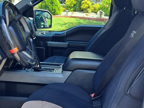 Used 2018 Ford F150 Raptor w/ Equipment Group 802A Luxury AWD/4WD image 9