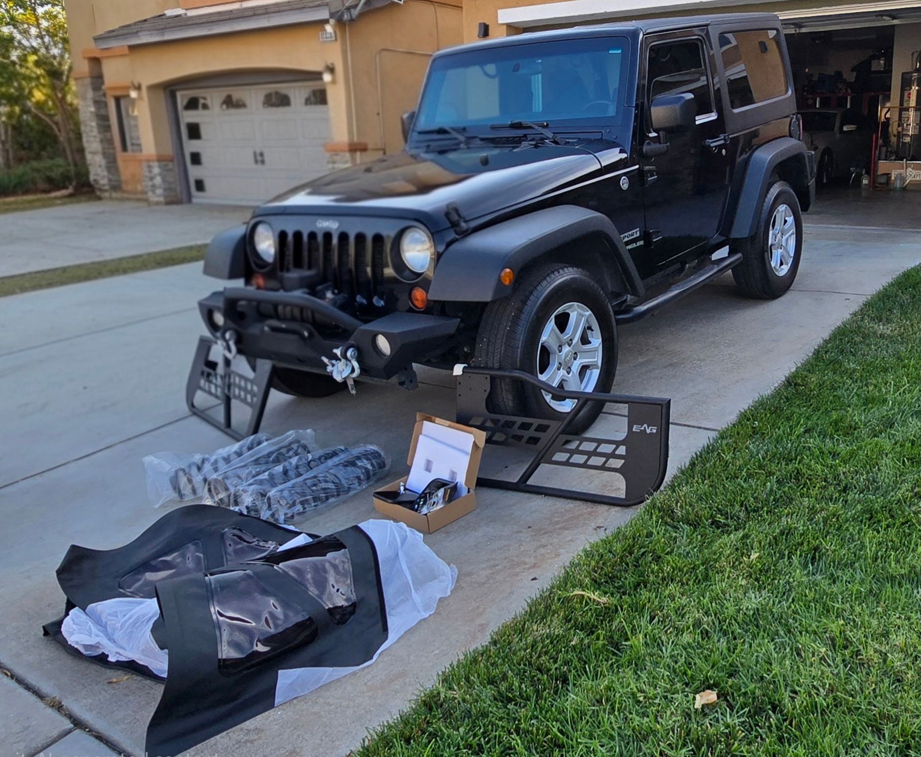 Used 2013 Jeep Wrangler Sport w/ Connectivity Group AWD/4WD image 21