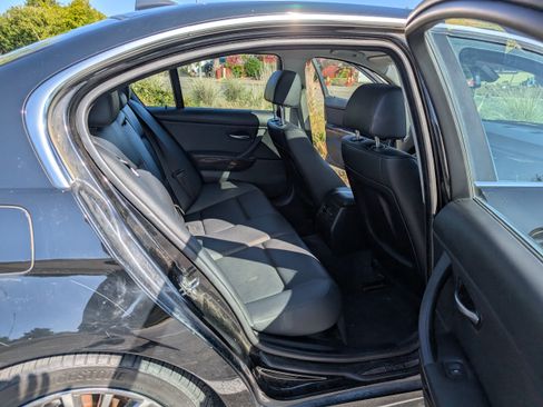 Used 2010 BMW 335i Sedan image 20