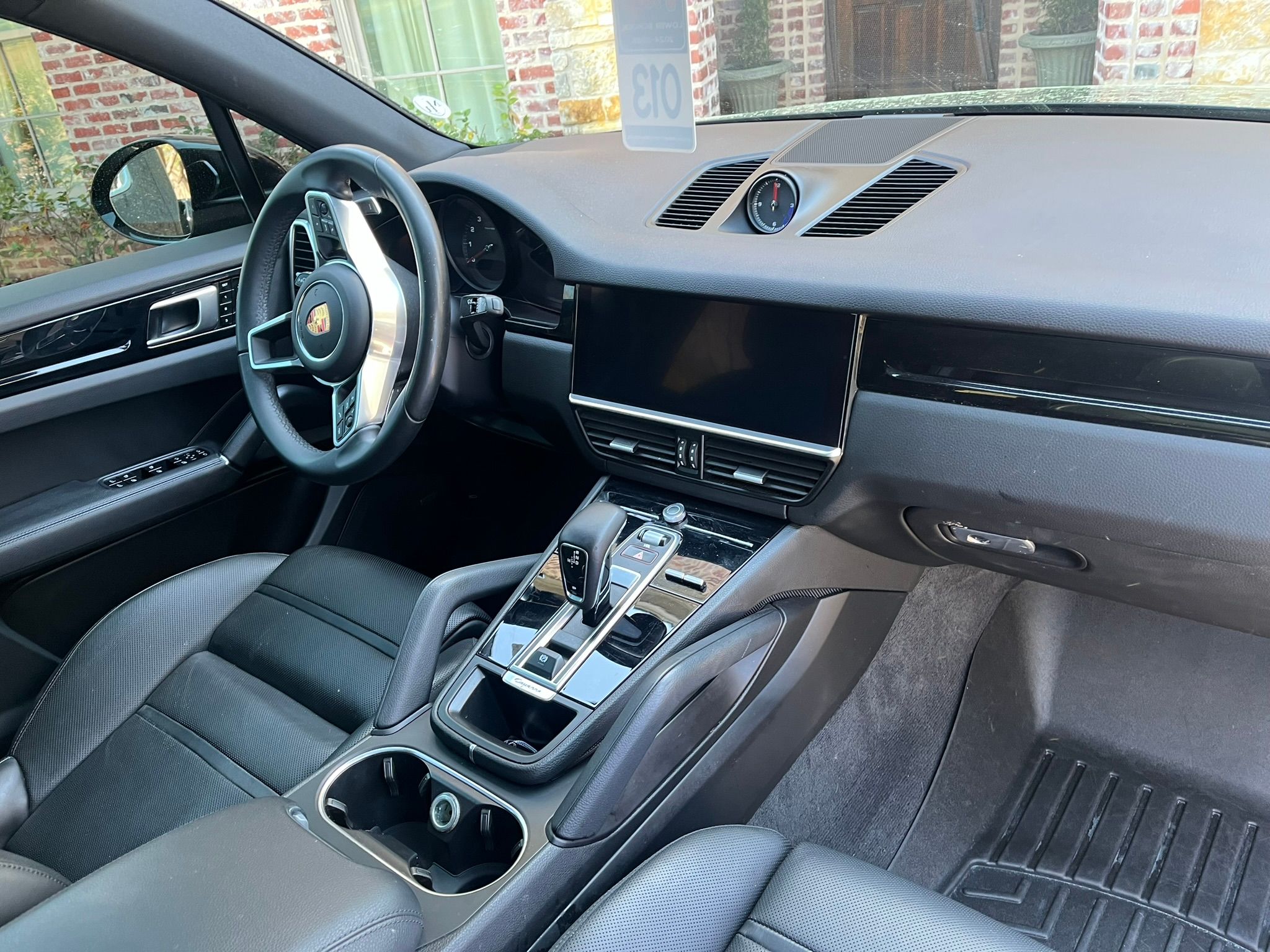 Used 2021 Porsche Cayenne AWD/4WD image 5