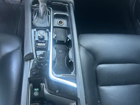 Used 2018 Volvo S90 T6 Momentum w/ Convenience Package AWD/4WD image 21