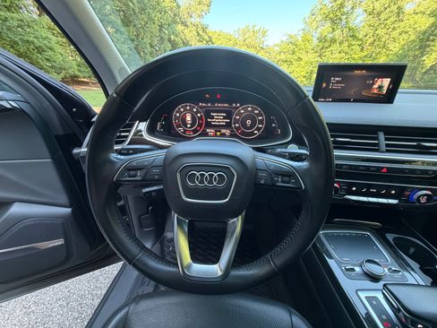 Used 2017 Audi Q7 3.0T Prestige w/ Prestige Package AWD/4WD image 31