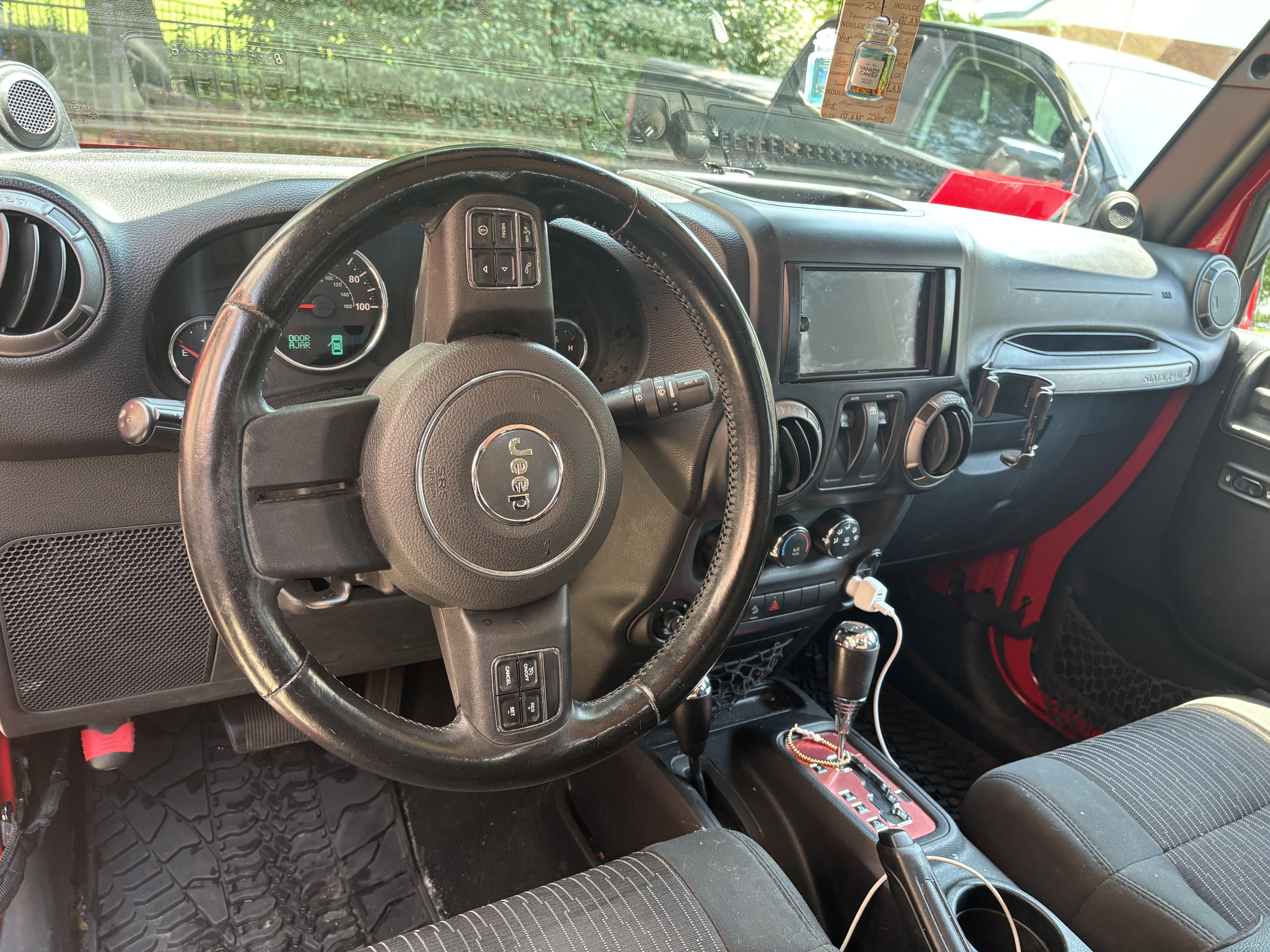 Used 2012 Jeep Wrangler Sport AWD/4WD image 10