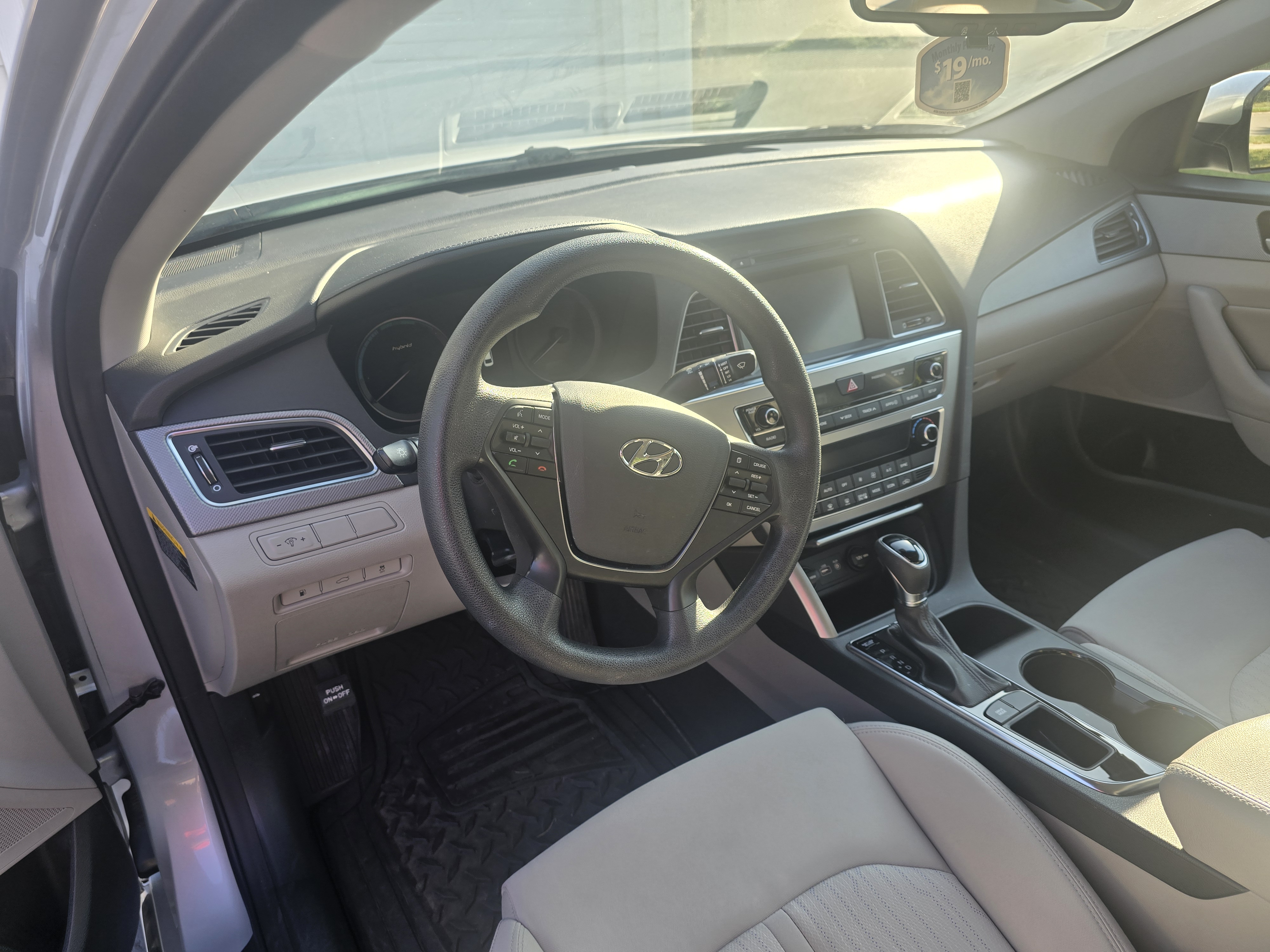 Used 2017 Hyundai Sonata SE FWD image 6