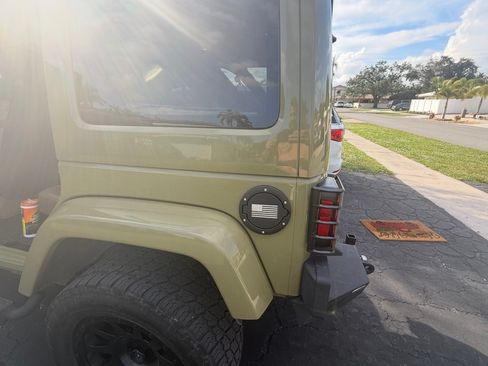 Used 2013 Jeep Wrangler Unlimited Sahara w/ Mopar Chrome Edition Group AWD/4WD image 8