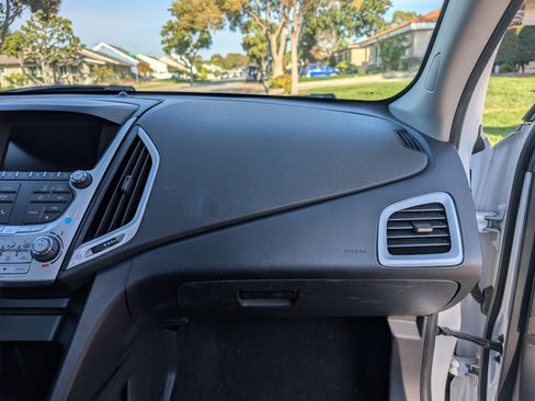 Used 2015 GMC Terrain SLE image 11